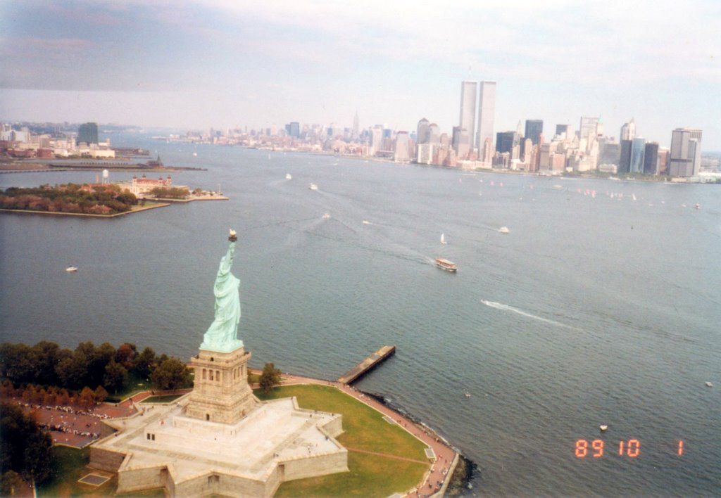 Statue & WTC as seen by Helicopter circa 1989 by Nando Prudhomme