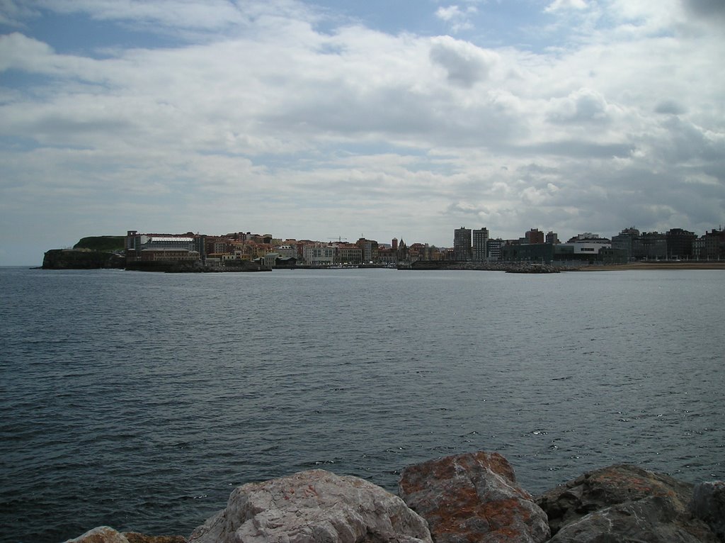 Gijón desde la Playa de Poniente-1 by Andrés “Analbor” Alv…