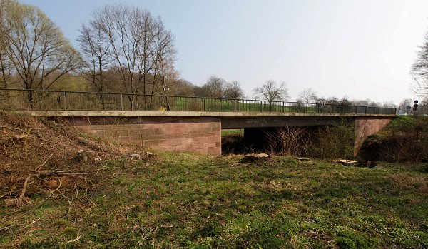 Elsenzbrücke an der B 45 by bmefotode