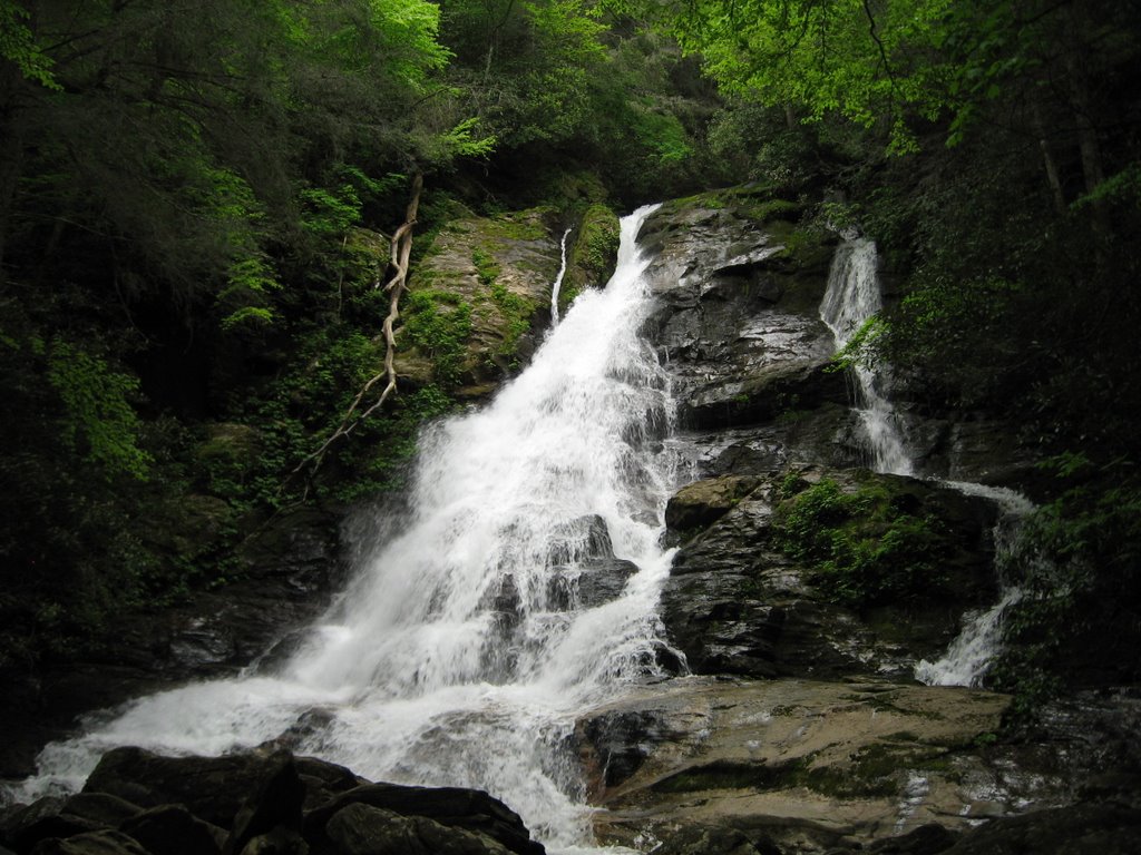 High Shoals Falls (100') by Chris Sanfino