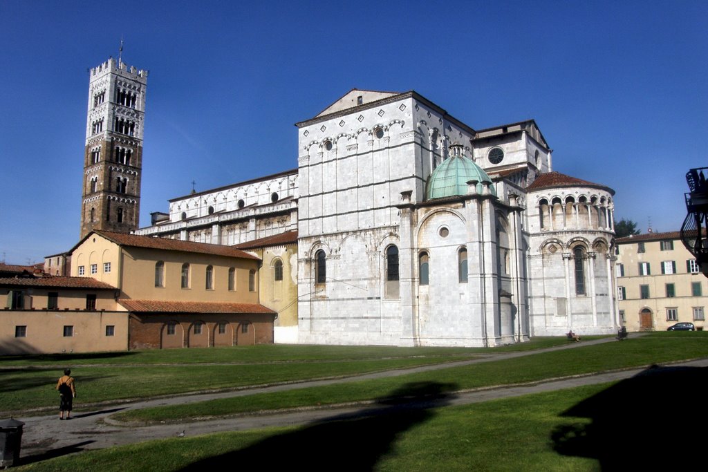 LUCCA. San Martino by Roberto Tomei