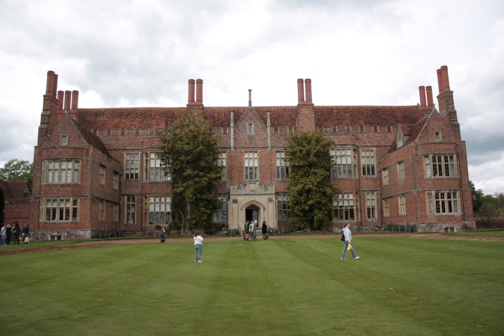 Mapledurham House 2009 by Holland-N