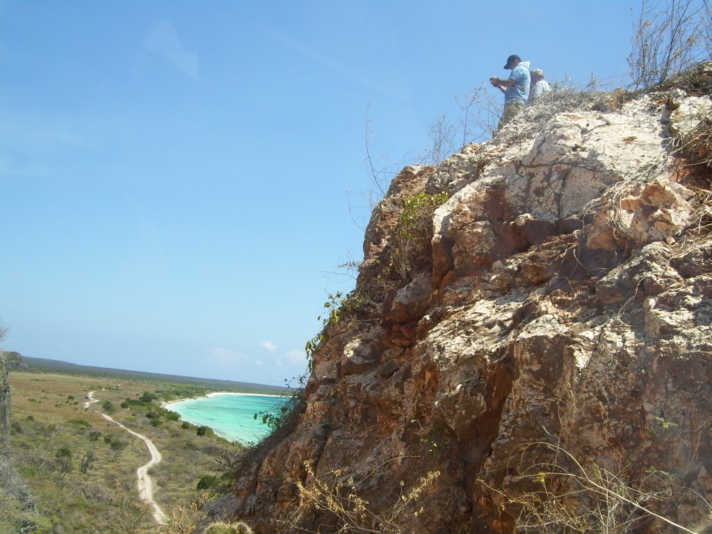 Farallon en Bahia de las Aguilas by polerp1000