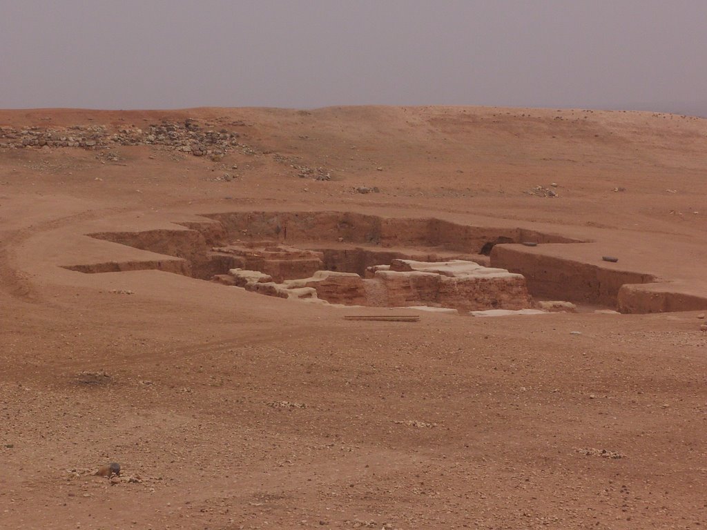 Ebla excavation/ Ebla wykopaliska/ Эбла pазвалины/ عبیل by longdistancer