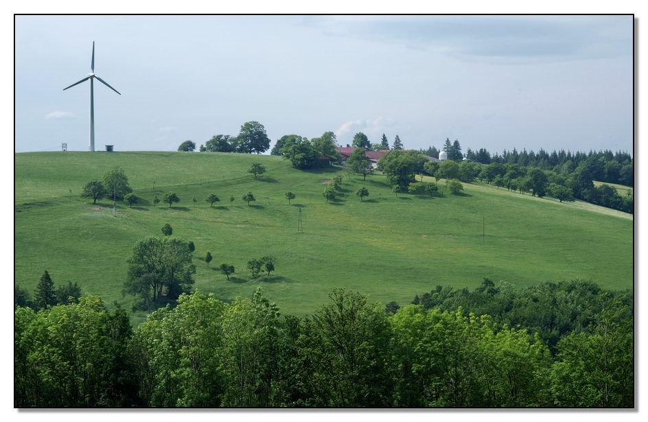 Niederösterreichische Volksternwarte und Windkraftanlage Michelbach by AustrianAviationArt