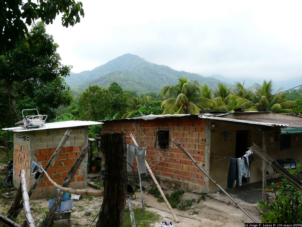 Casa Tambores de Cumboto by Jorge Lopez