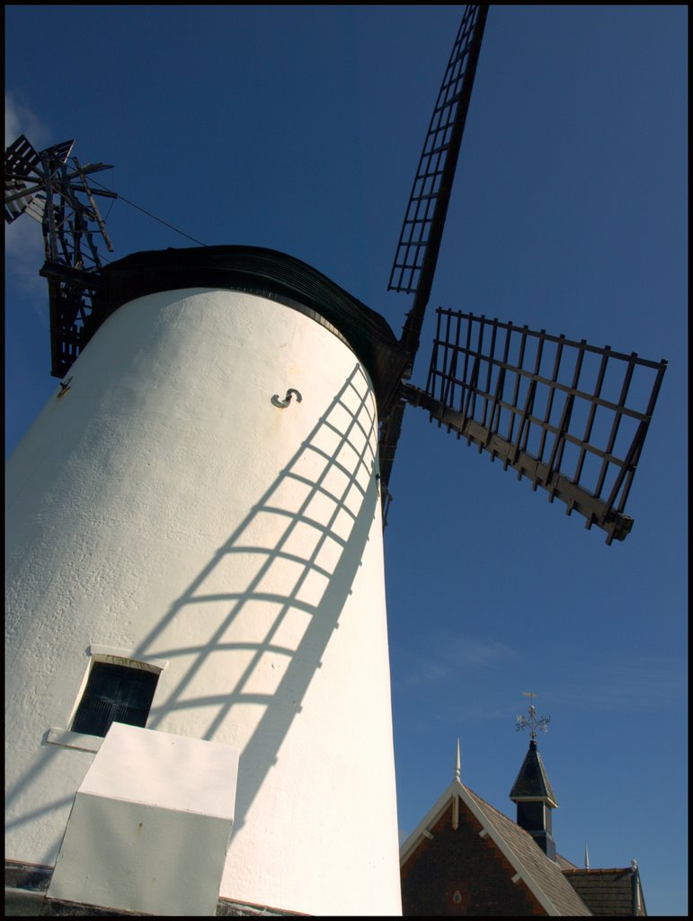 Its a windmill by Happy Snapper