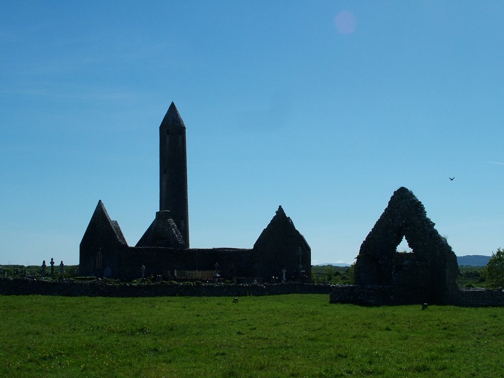 Klimacduagh Churches near Gort 1 by Oliver Wahler