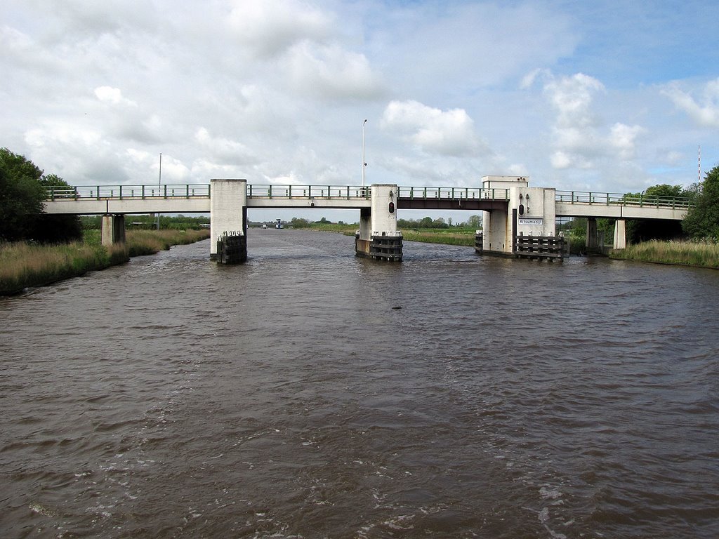 Ritsumazijl Brug by tweety3d