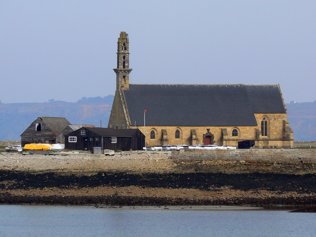 Camaret-sur-Mer, FRANCE by Cyril Durand