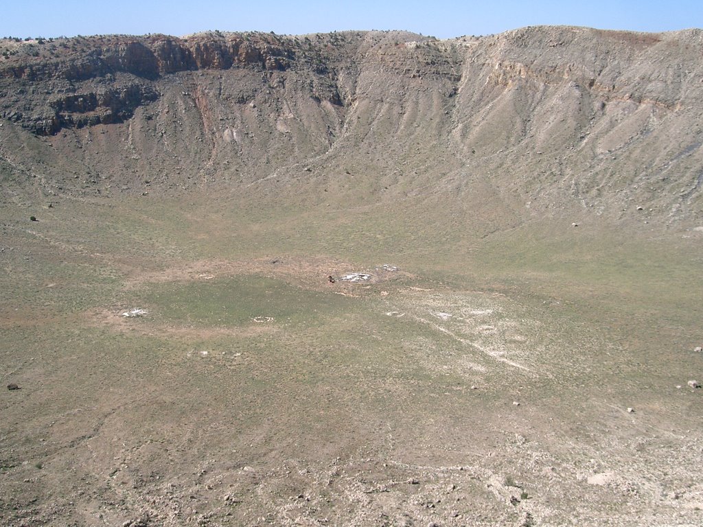 Meteor Crater, June 2005 by jgram