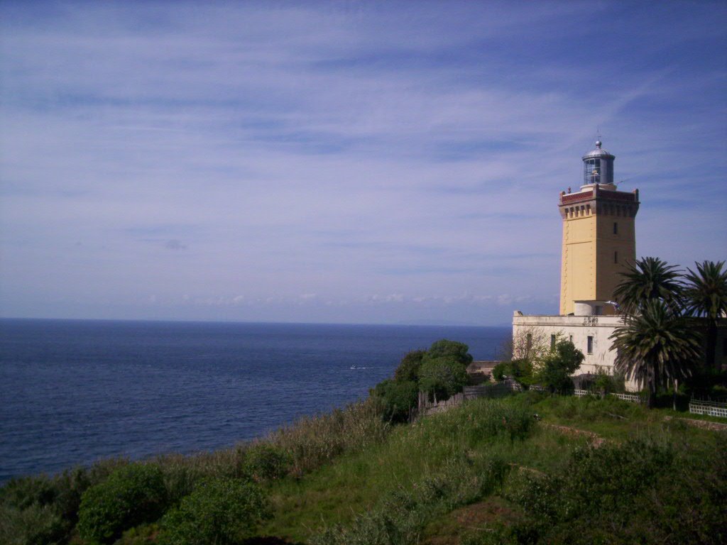 Cabo Espartel (Farol) by Mabel e Gabriel