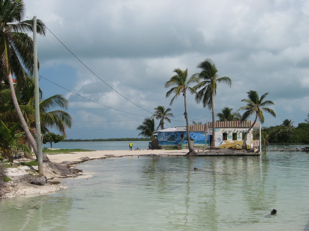 Cayo Caulker by madame04