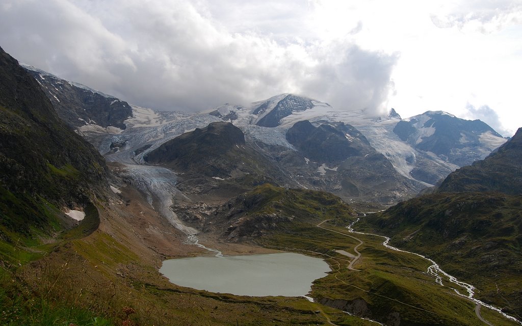 Sustenpass, Berner Oberland side, view towards Steingletscher, and lake Steinsee by Hans J.S.C. Jongstra