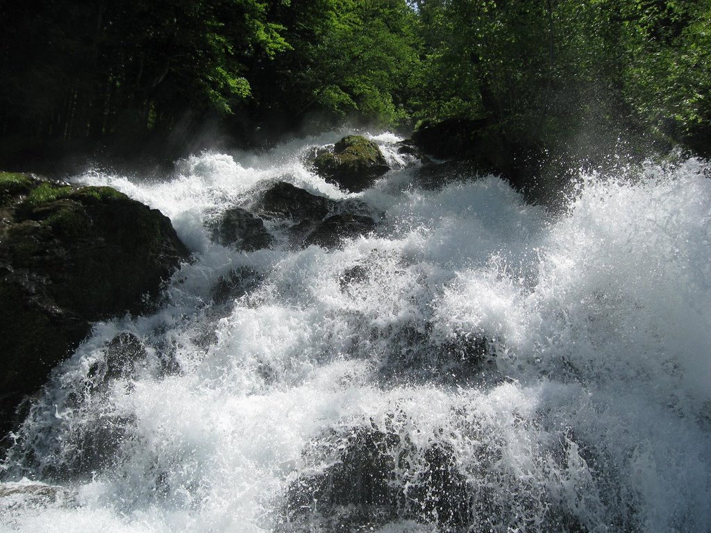 Giessbachfälle - Giessbach Falls lower part by Mister SN