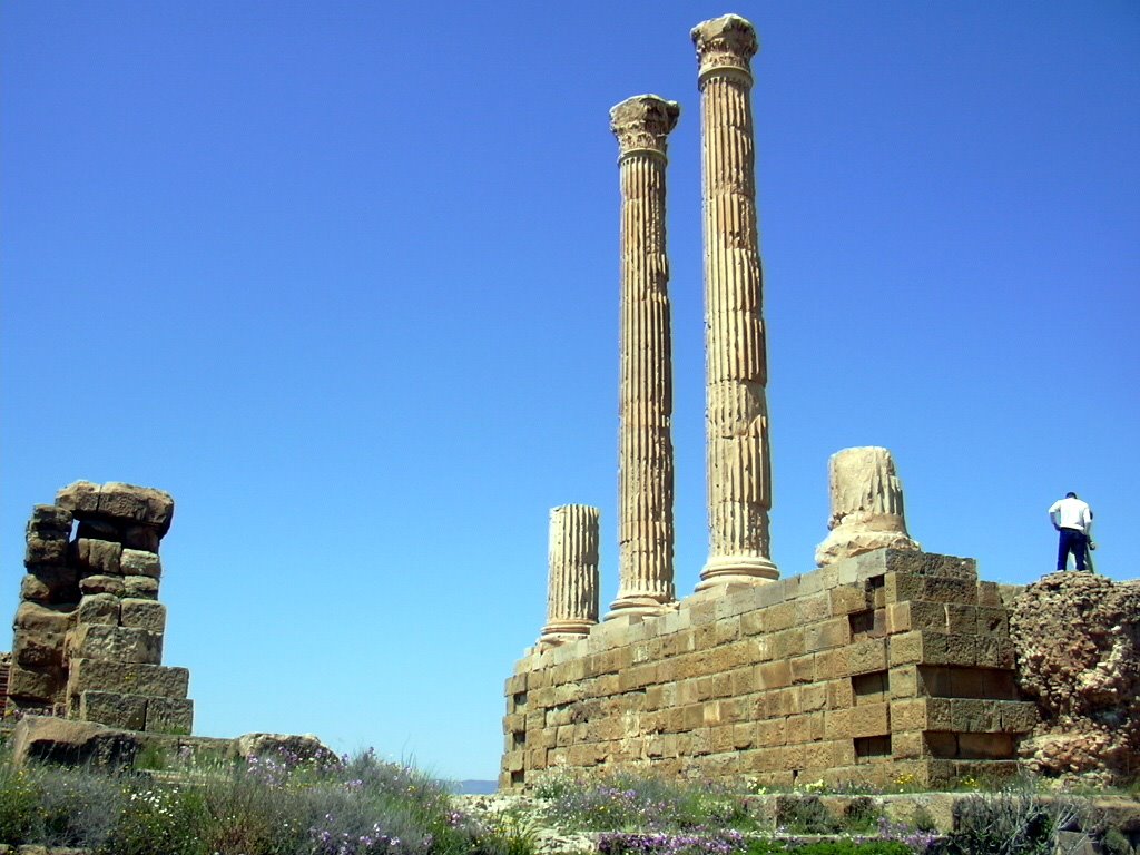 Timgad, Batna, Aurès by arabhamid