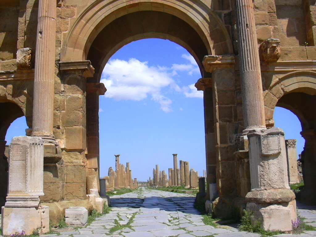 Timgad, Batna, Aurès by arabhamid