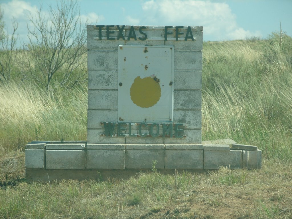 The boundary of Texas by asphalt