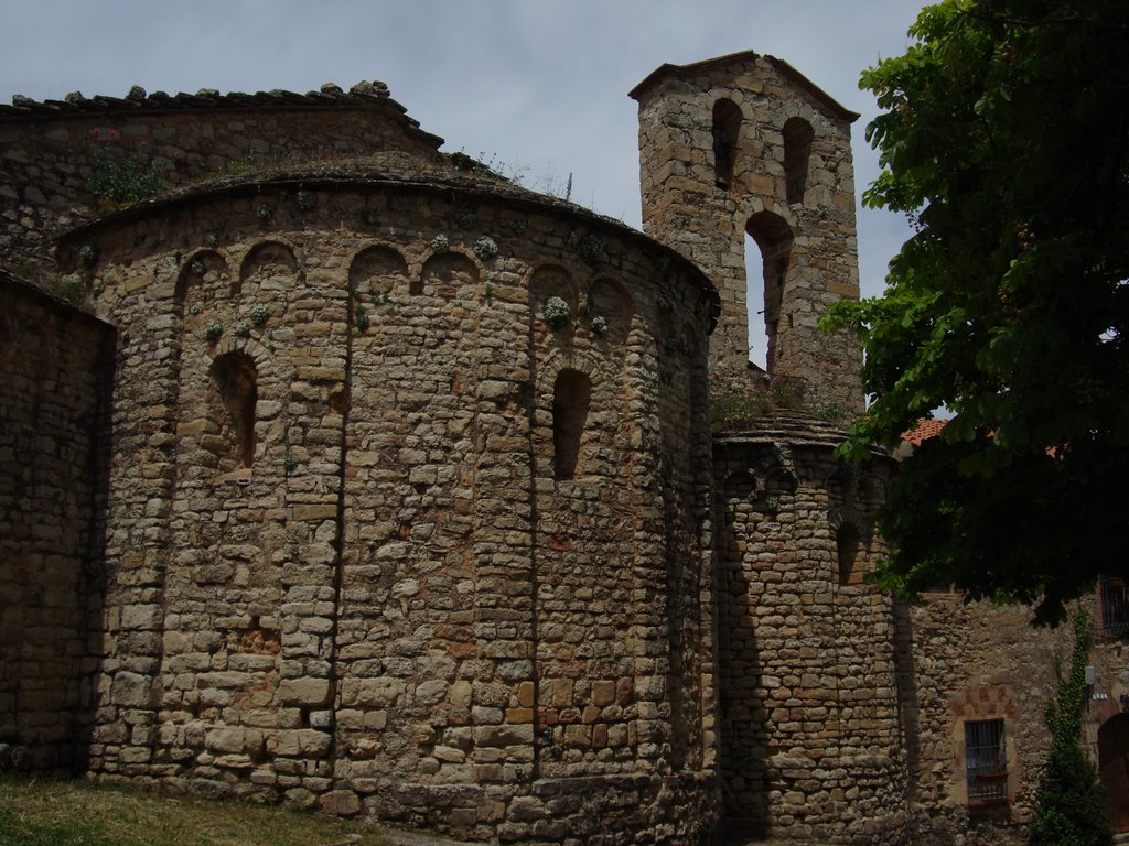 Monestir de Santa Cecilia by Nuwanda999