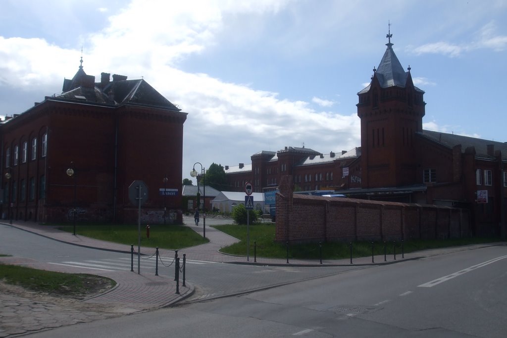 Powiślańska szkoła wyższa | d. koszary | barracks by t.przechlewski