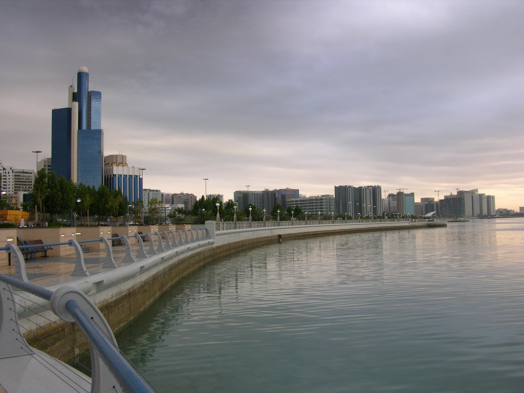 Abu Dhabi Corniche by AD Sniper