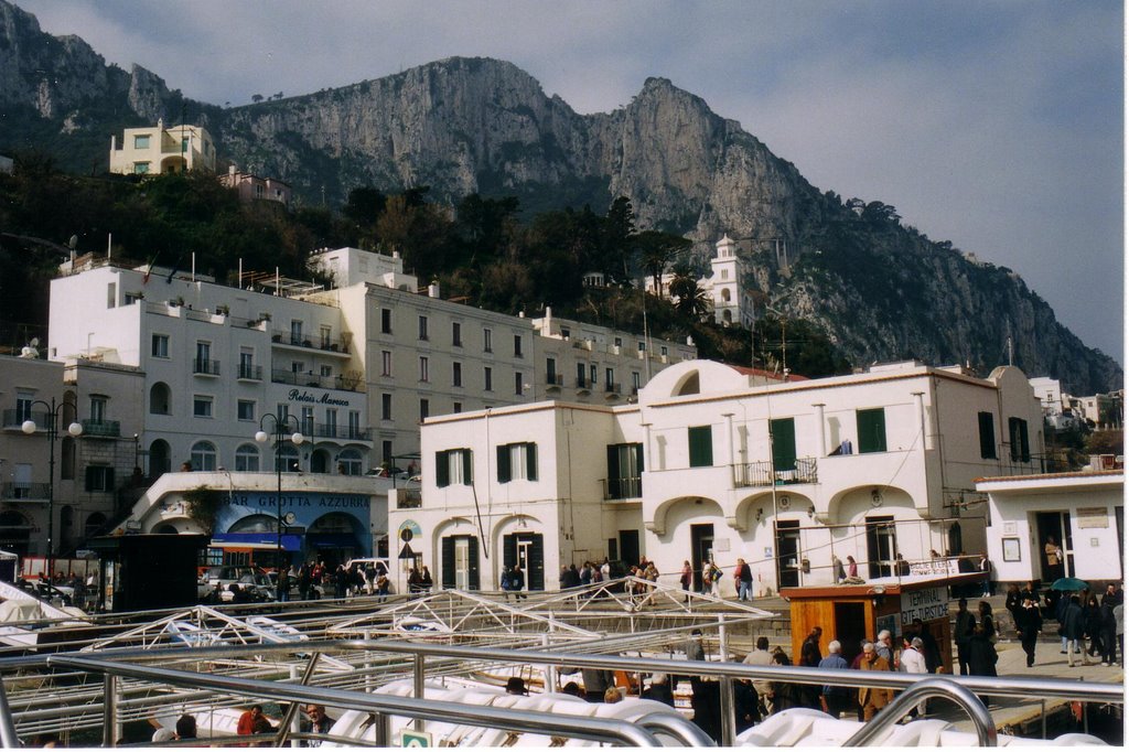 Capri Harbor Waterfront by dapy87