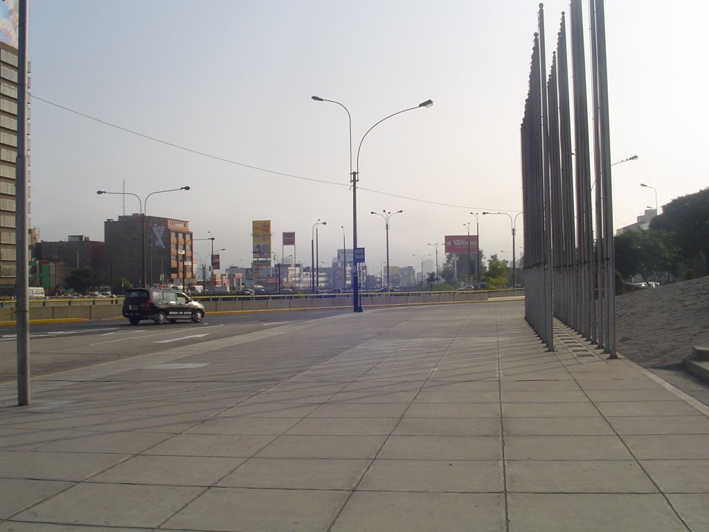 Vista de la Av. Aviación by Andrés Jáuregui