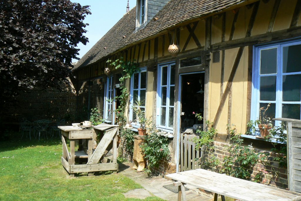 Poterie Nigon à Savignies. by Bernard Fontaines