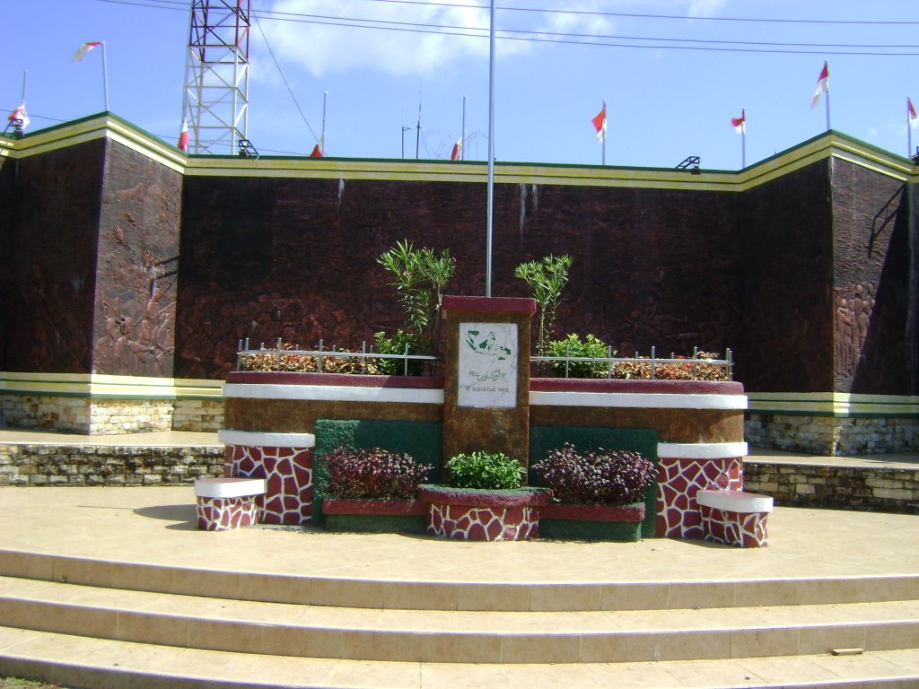 Monument 17 Agustus 1945 by anggaadildarmawan