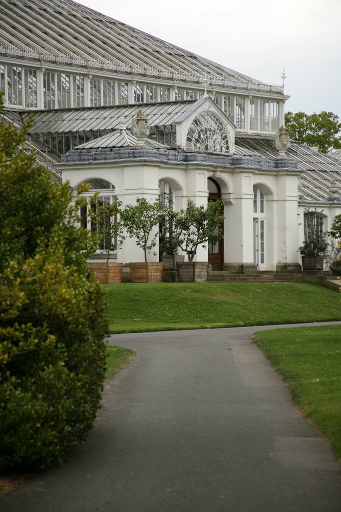 Temperate House, Kew Gardens (Royal Botanic Gardens at Kew), Kew, Richmond, London, Great Britain by Hans Sterkendries