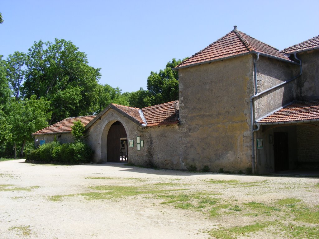 Sion - le couvent by http://pagesperso-orange.fr/lesmarats/