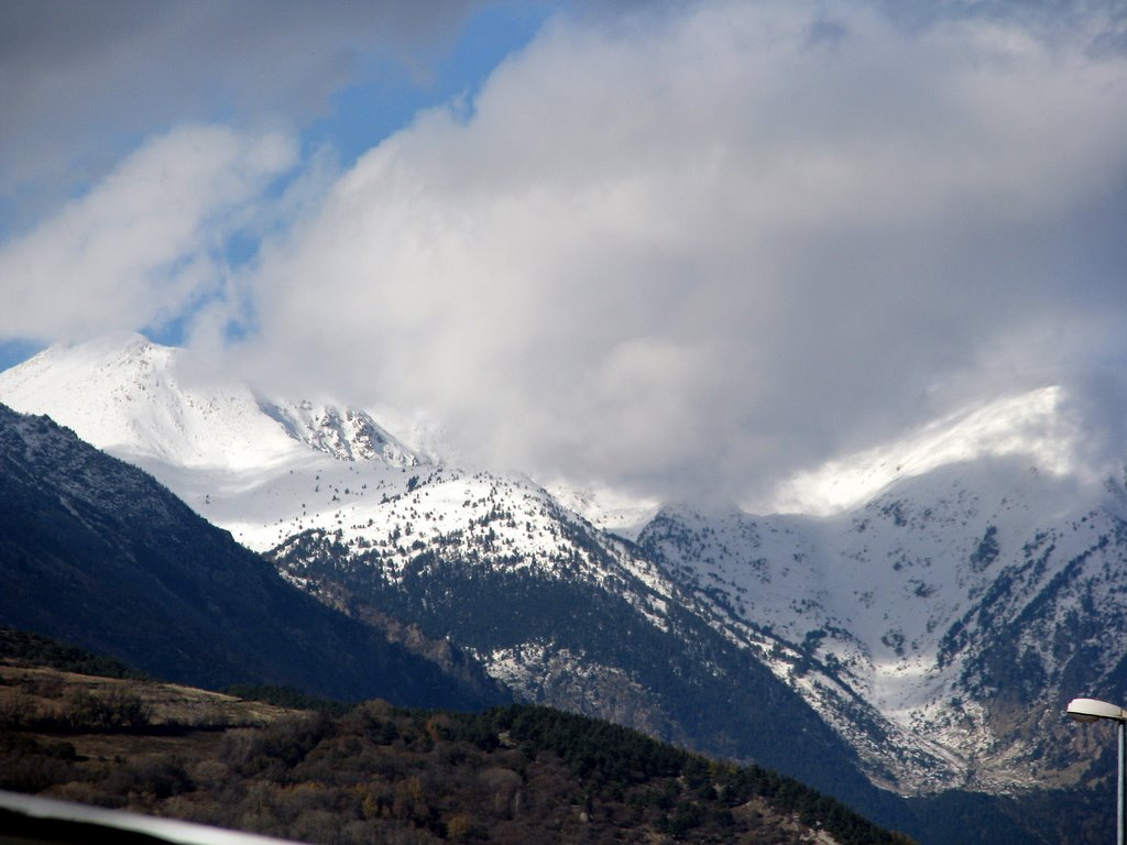 Pirineu by XimoPons