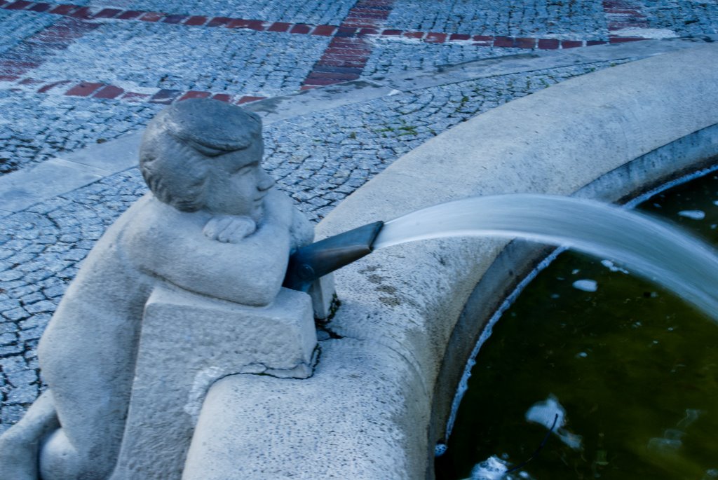 Warszawa-Rynek Mariensztacki-gb-2 by Millotaurus Pierwszy