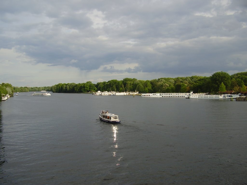 Spree im Treptower Park by Walid Lotfy 73