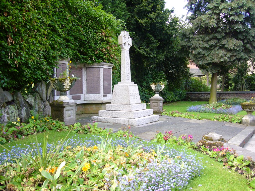 Congleton War Memorial by Mark Edwardson