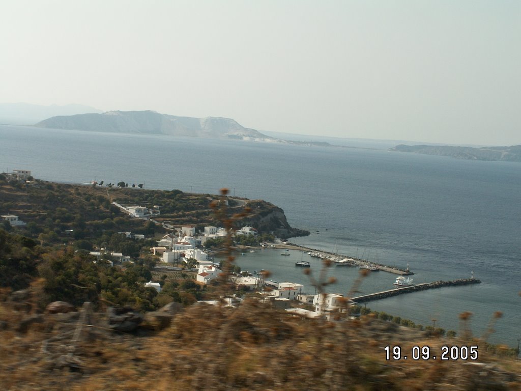 Nissyros Hafen by andre.feliks