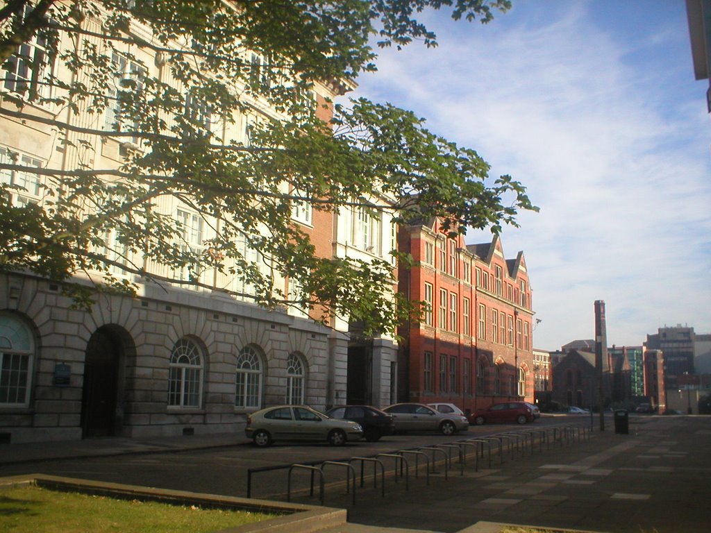 Ashton Street Liverpool University by Liverpoolpics