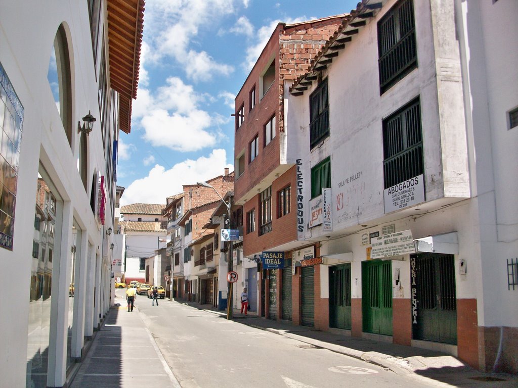 CALLES DE RIONEGRO by HERNANDO  MARTINEZ A…