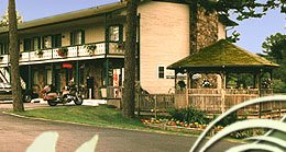 Edelweiss Inn, Eureka Springs by garmin@strotman.com