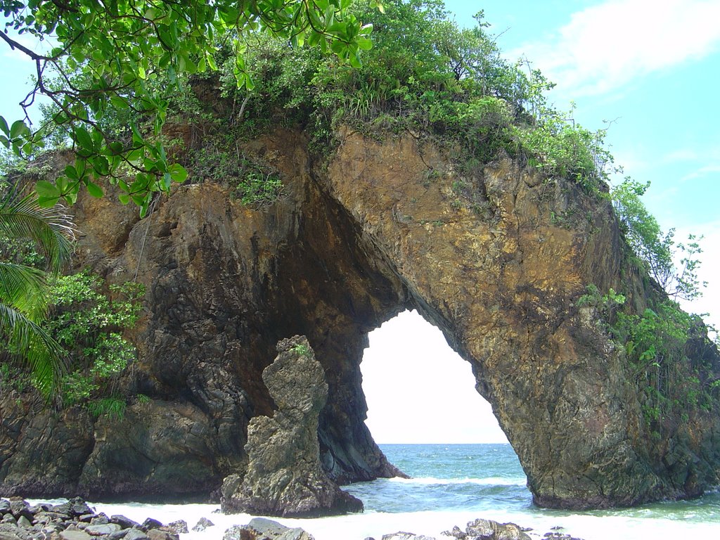 Arch rock formation by DanProud