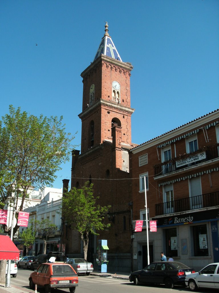 Iglesia del Llano by Manolito_Gafotas