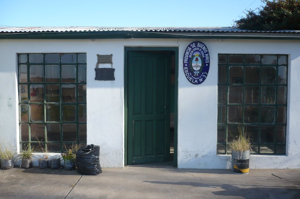 Escuela N° 37 Bomberos Voluntarios Esquina de Leite San Agustin by sfernandeznoel