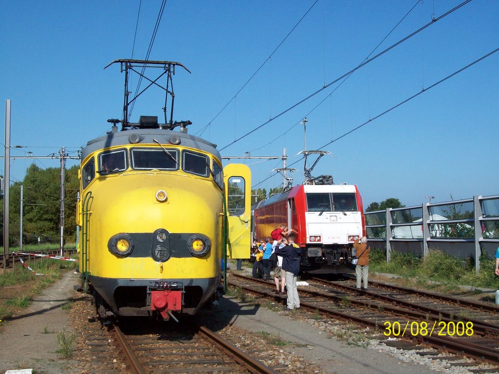 329 30-08-08 SSN Haarlem 100 Express 17 Haarlem Terrein 2 De hondekopvier en de E 186 115 by paklos