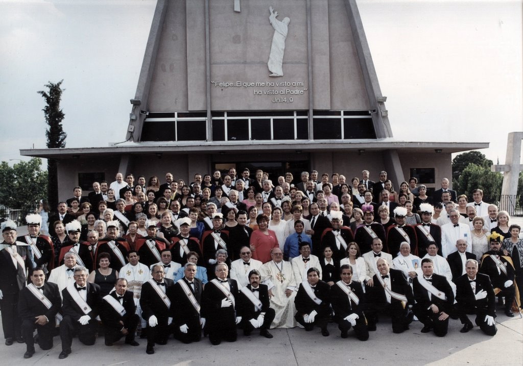 Caballeros de Colón en la Convencion by Enrique  Villarreal