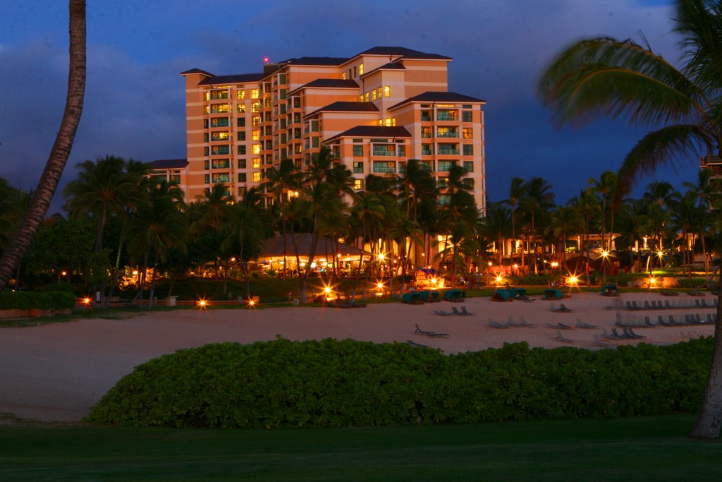 Ko'Olina Beach Club II by bigwavedave15