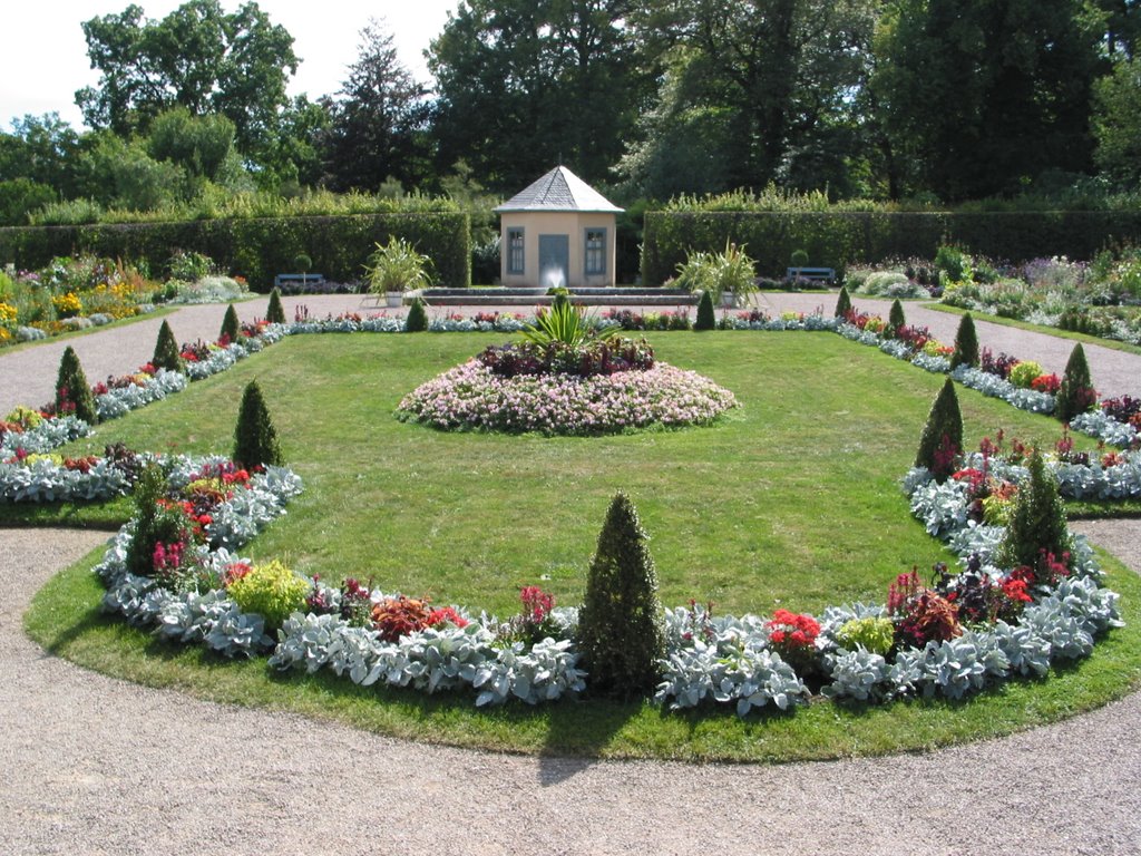 Belvedere - Blumengarten mit Pavillon by © R.Möhler