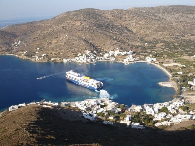 Katapola Port, Amorgos by tsagami