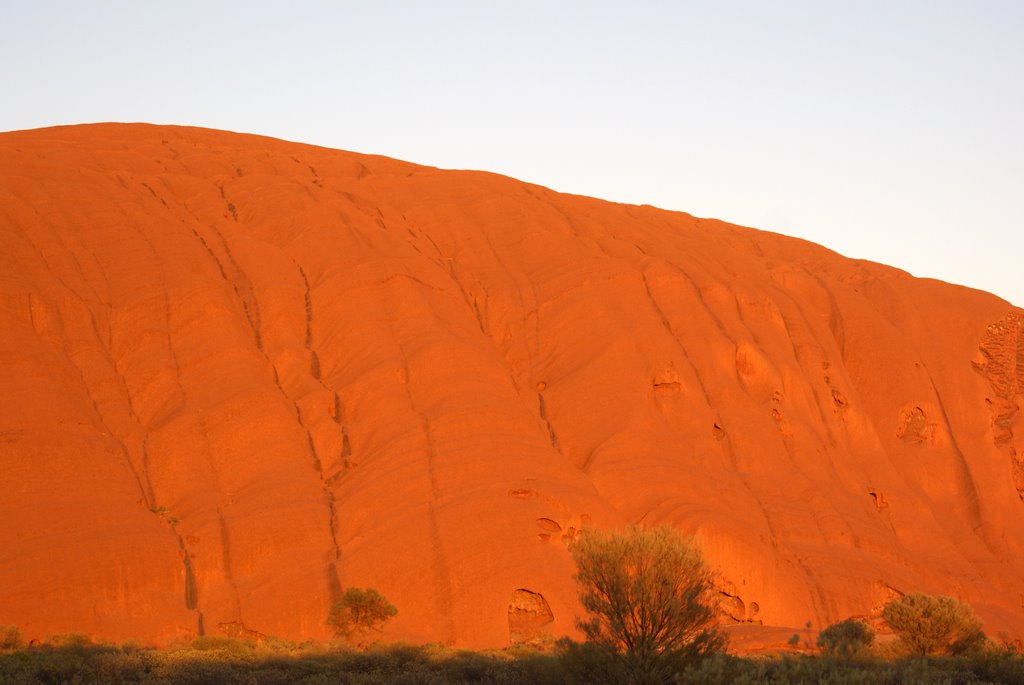 Uluru at dawn by powermeerkat