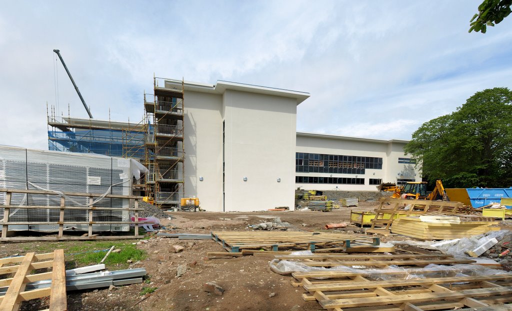 Aberdeen Dental School by Mel Stephens