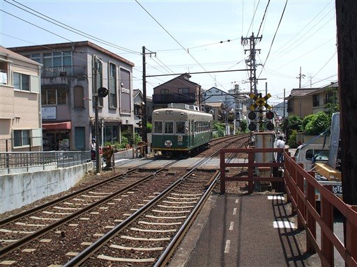 Randen Train in Kyoto. 嵐電（京福電車） by arashiyama